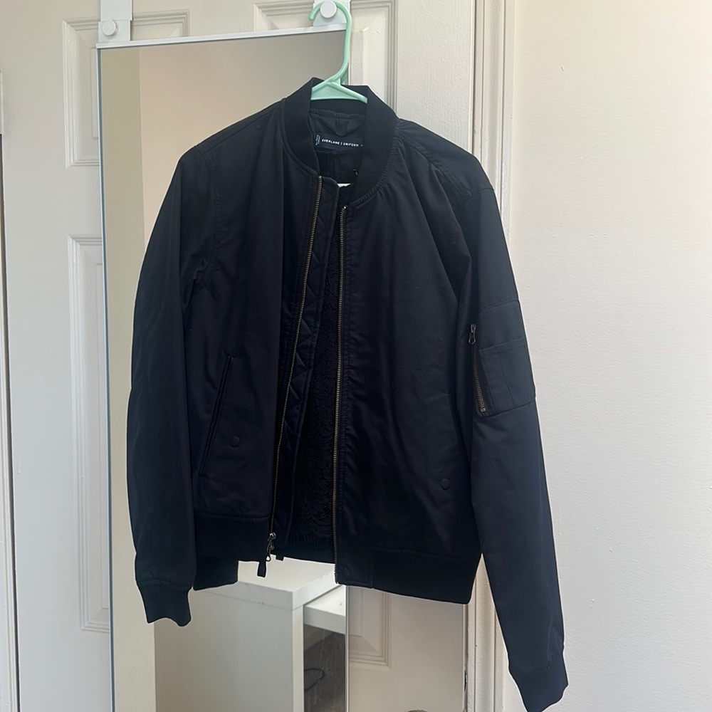 Everlane XS uniform jacket. Never worn and in great condition!
